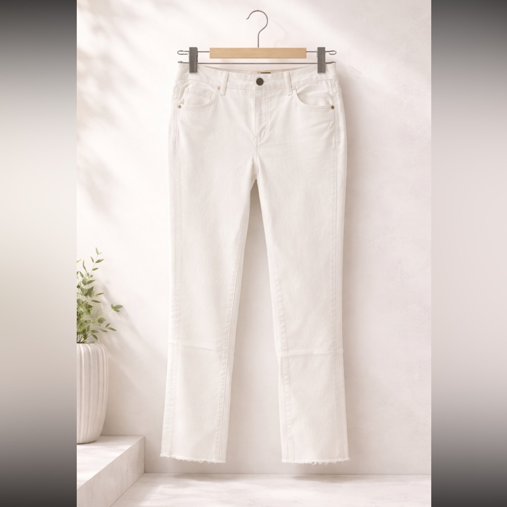 Wit & Wisdom Women's White Slightly CroppedJeans